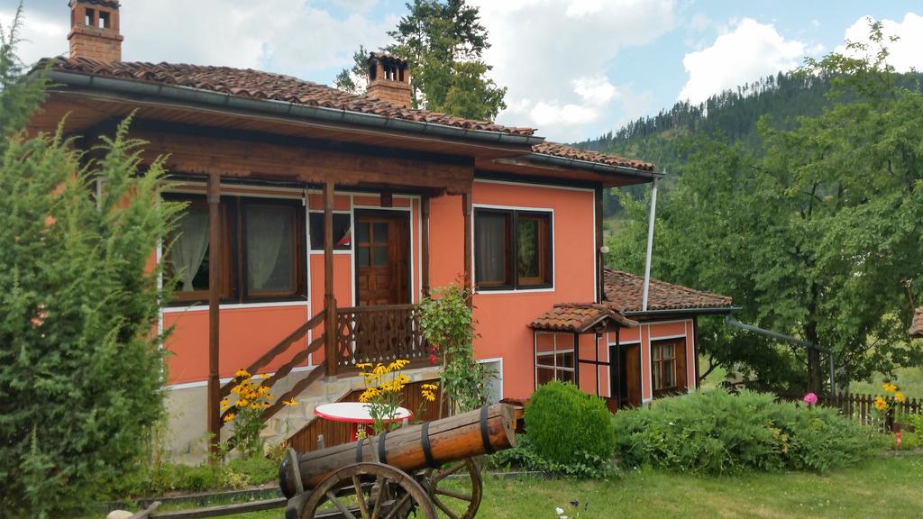 Mechta Guest House Koprivshtitsa Buitenkant foto