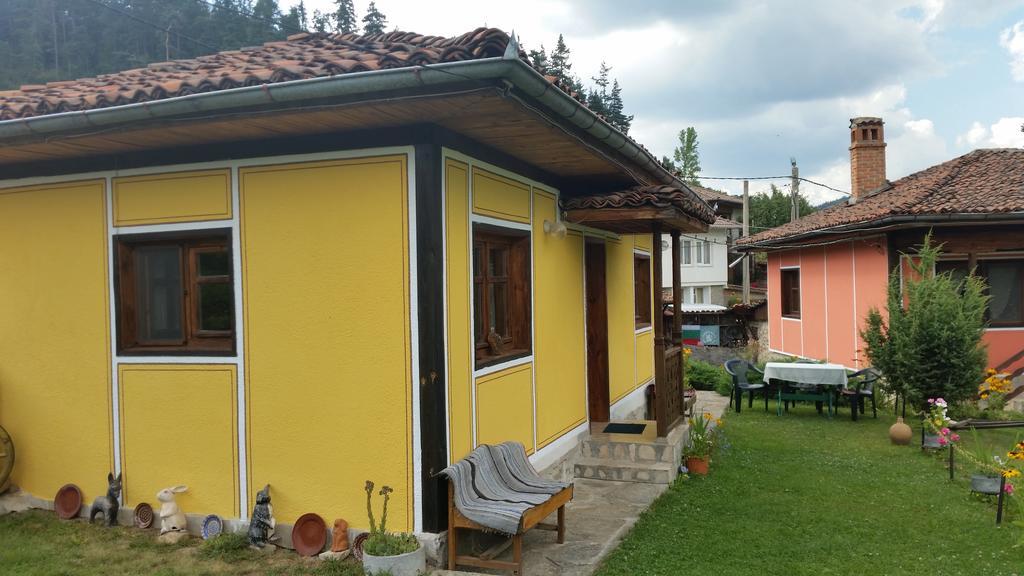 Mechta Guest House Koprivshtitsa Buitenkant foto