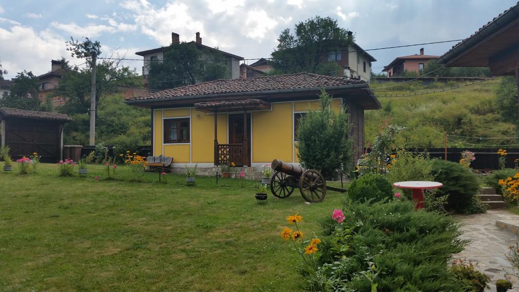 Mechta Guest House Koprivshtitsa Buitenkant foto