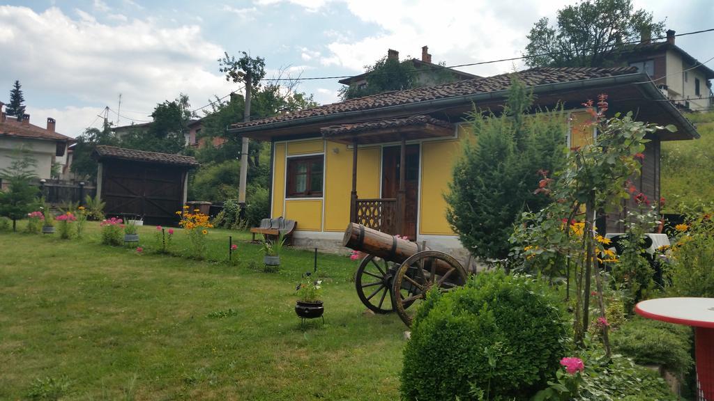 Mechta Guest House Koprivshtitsa Buitenkant foto