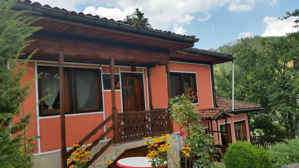 Mechta Guest House Koprivshtitsa Buitenkant foto